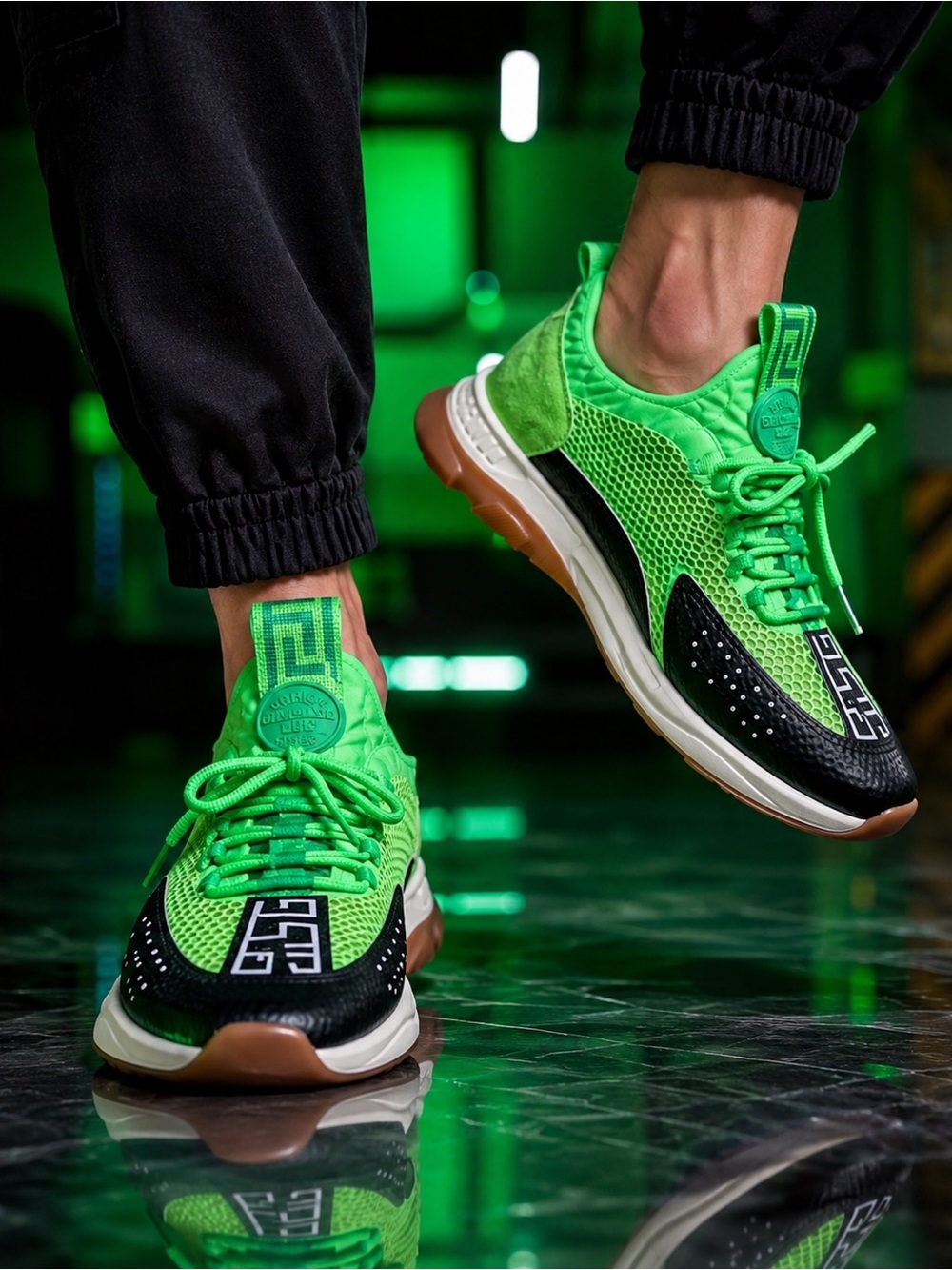Men’s Neon Green Designer Style Sneakers Size 8.5 Streetwear Mesh Shoes